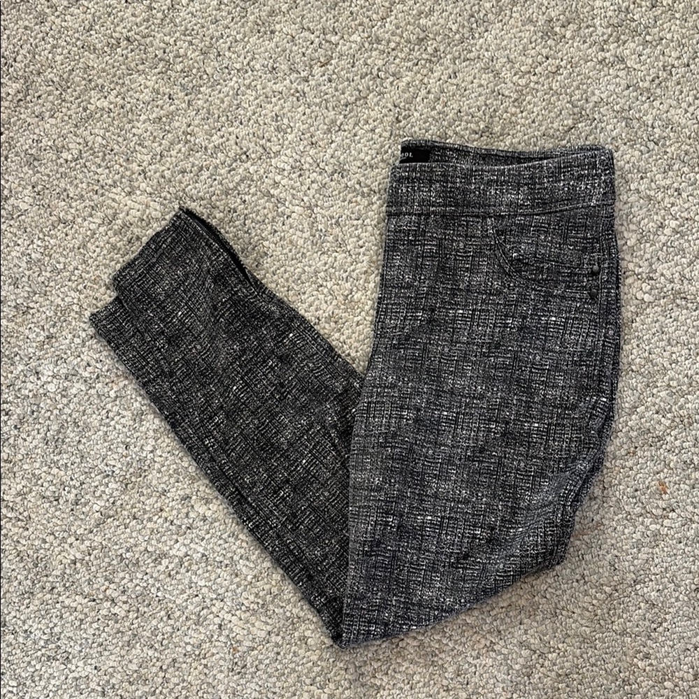 Liverpool black grey white pull on pants with  ankle zipper Size 12/31